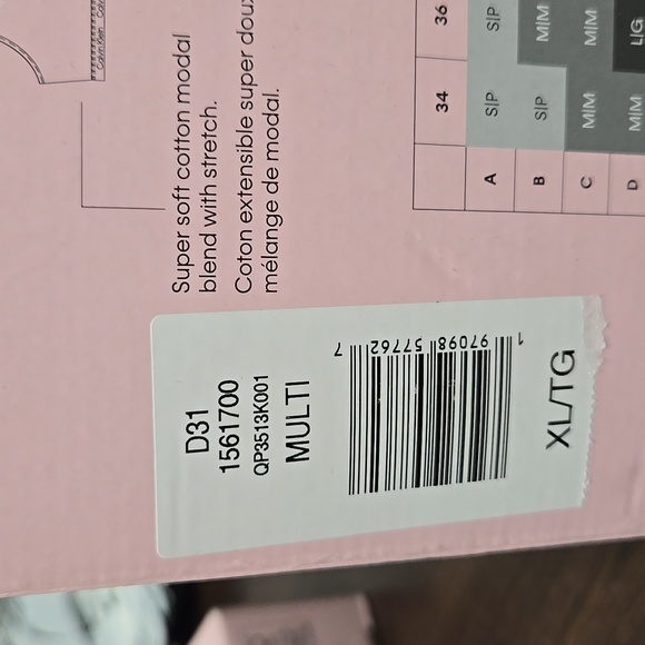 Calvin Klein Black Bralette 2-Pack - Picture 7 of 8